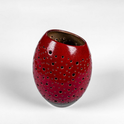 Czerwony lampion ażurowy ceramiczny