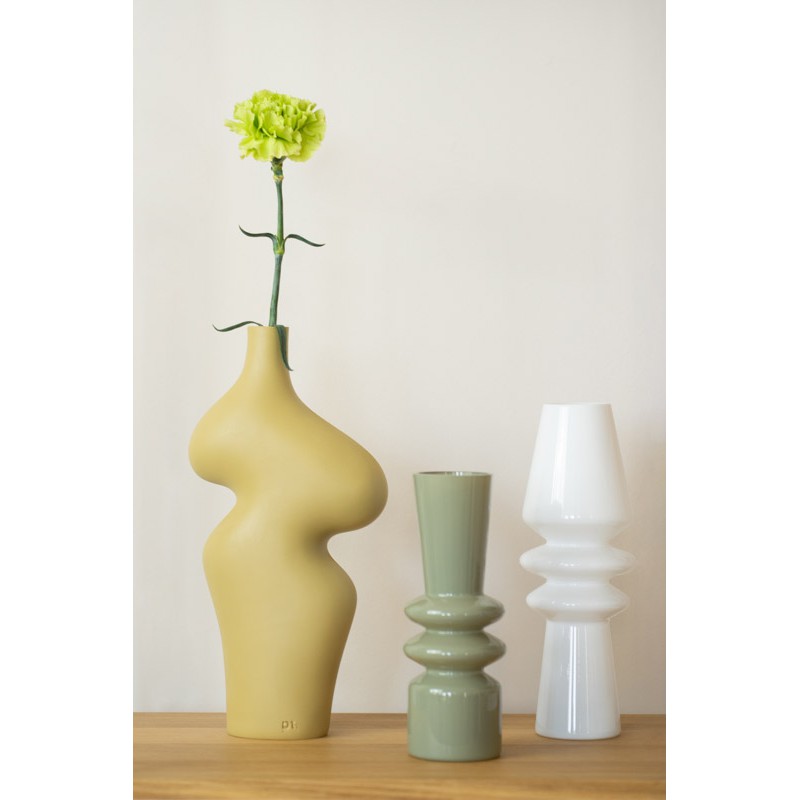 Zielony wazon na kwiaty nowoczesny Present Time MHD0-01-70